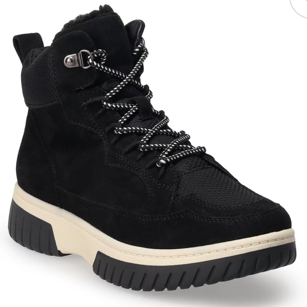 NEW Black Winter Boots with Cream Sole Sz 10